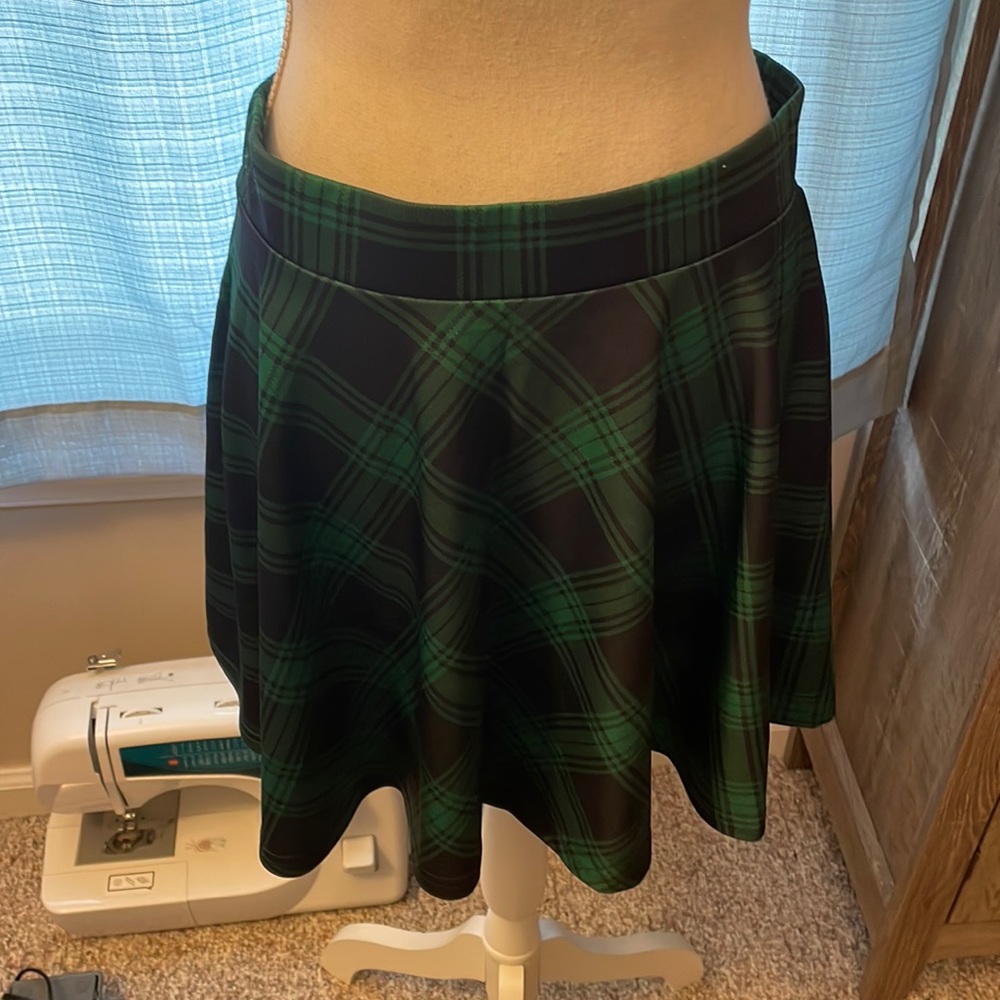 Green and black plaid skirt